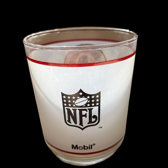 Vintage Washington Redskins Tumbler Glass 4” drinkware - Picture 3 of 4